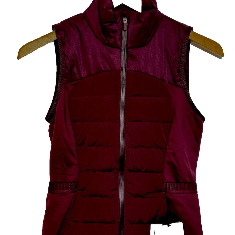 NWT LULULEMON Down For IT All VestSize 4 | 700 fill down Outdoors, Streetwear - Picture 2 of 16
